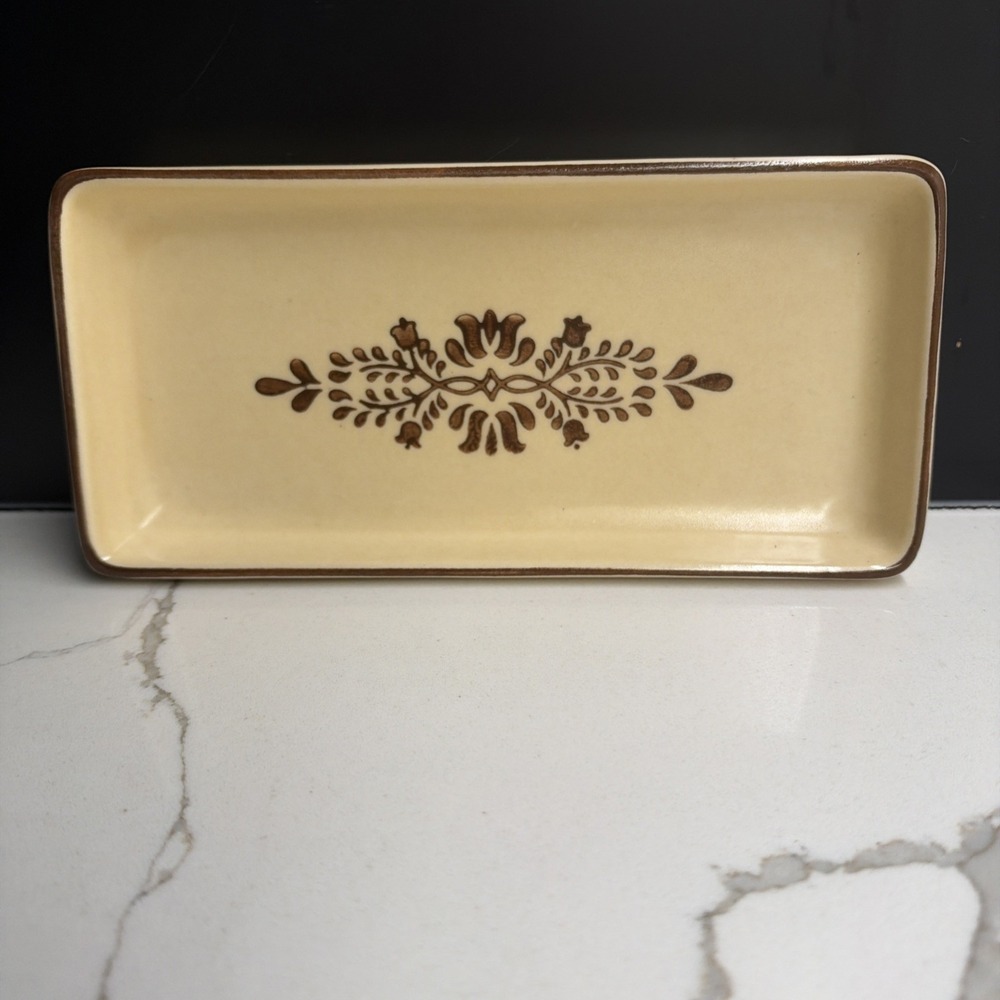 Vintage Pfaltzgraff Village pattern Cracker Relish Dish